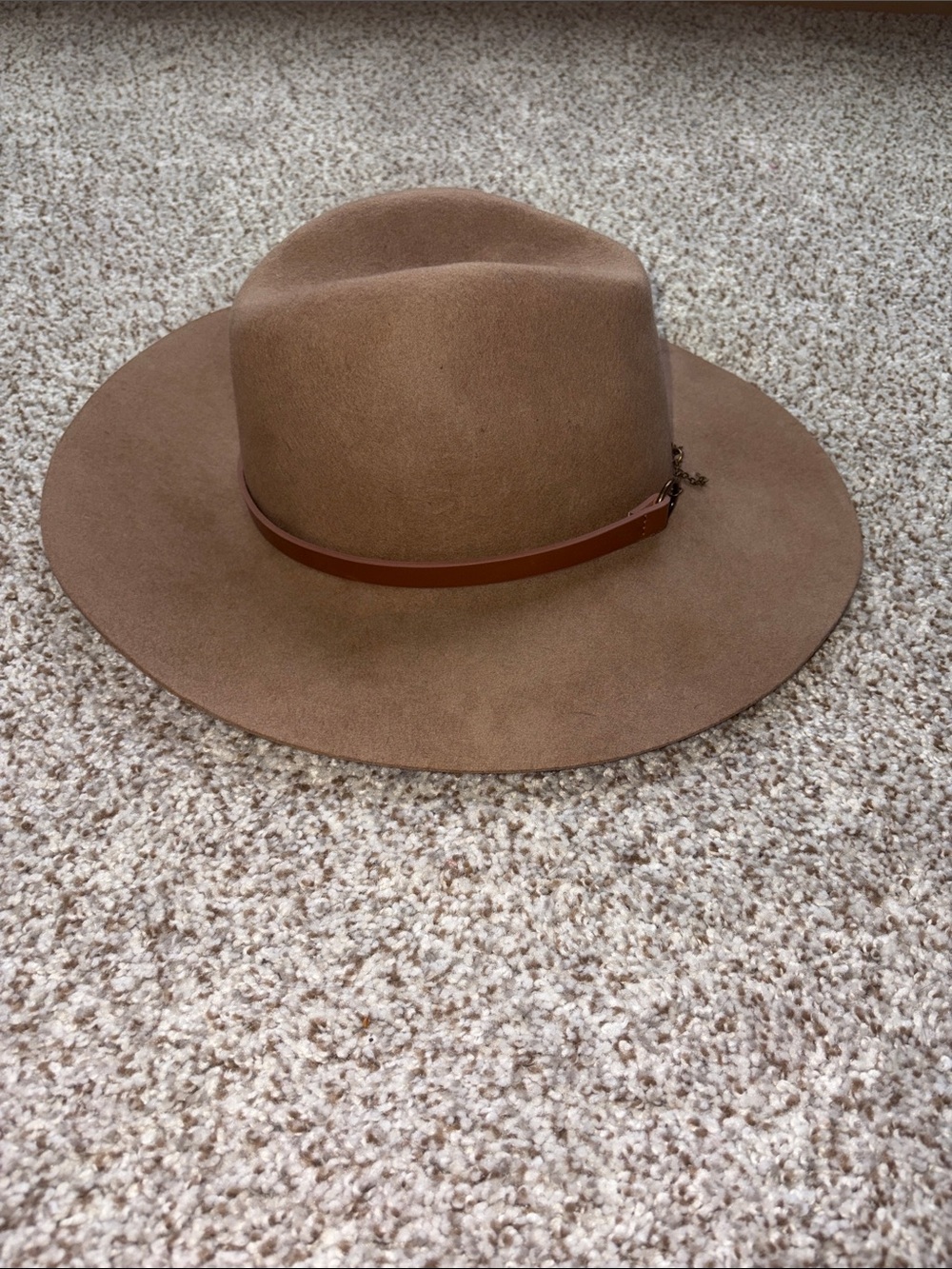 Olive & Pique Jasper  %100 wool hat